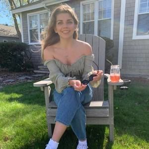 Meet your Posher, Leah